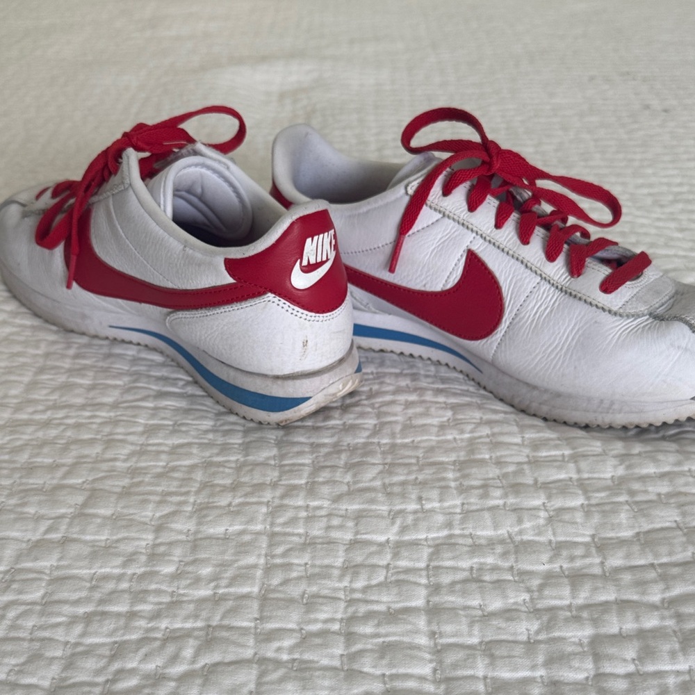 Nike White and Red Sneakers Forrest Gump